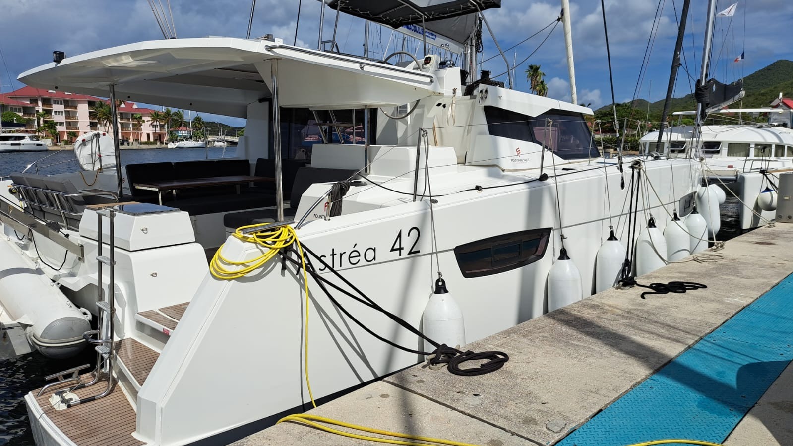 Astréa 42 (6 cab.) — photo 4