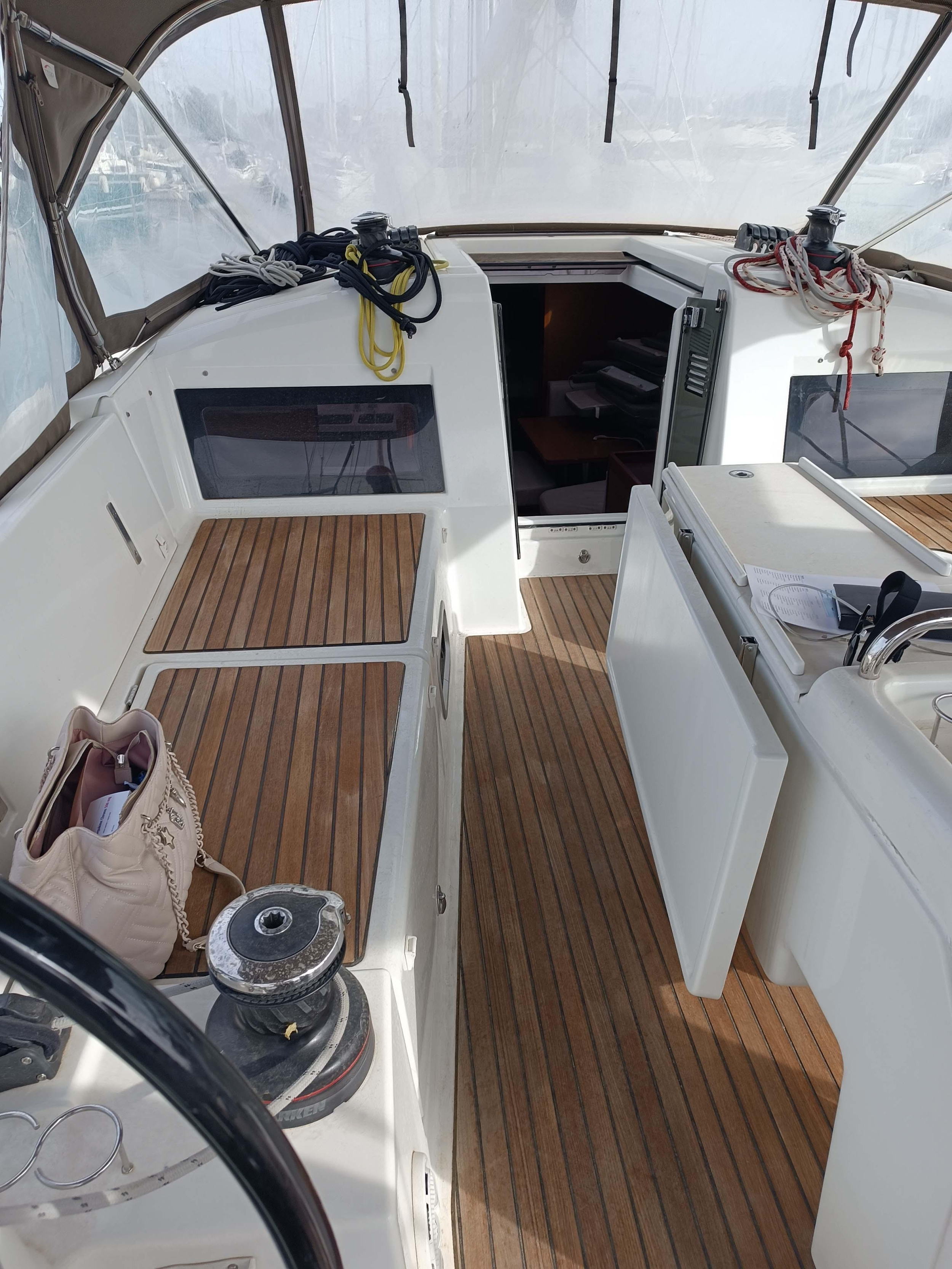 Sun Odyssey 440 (4 cab.) — photo 4