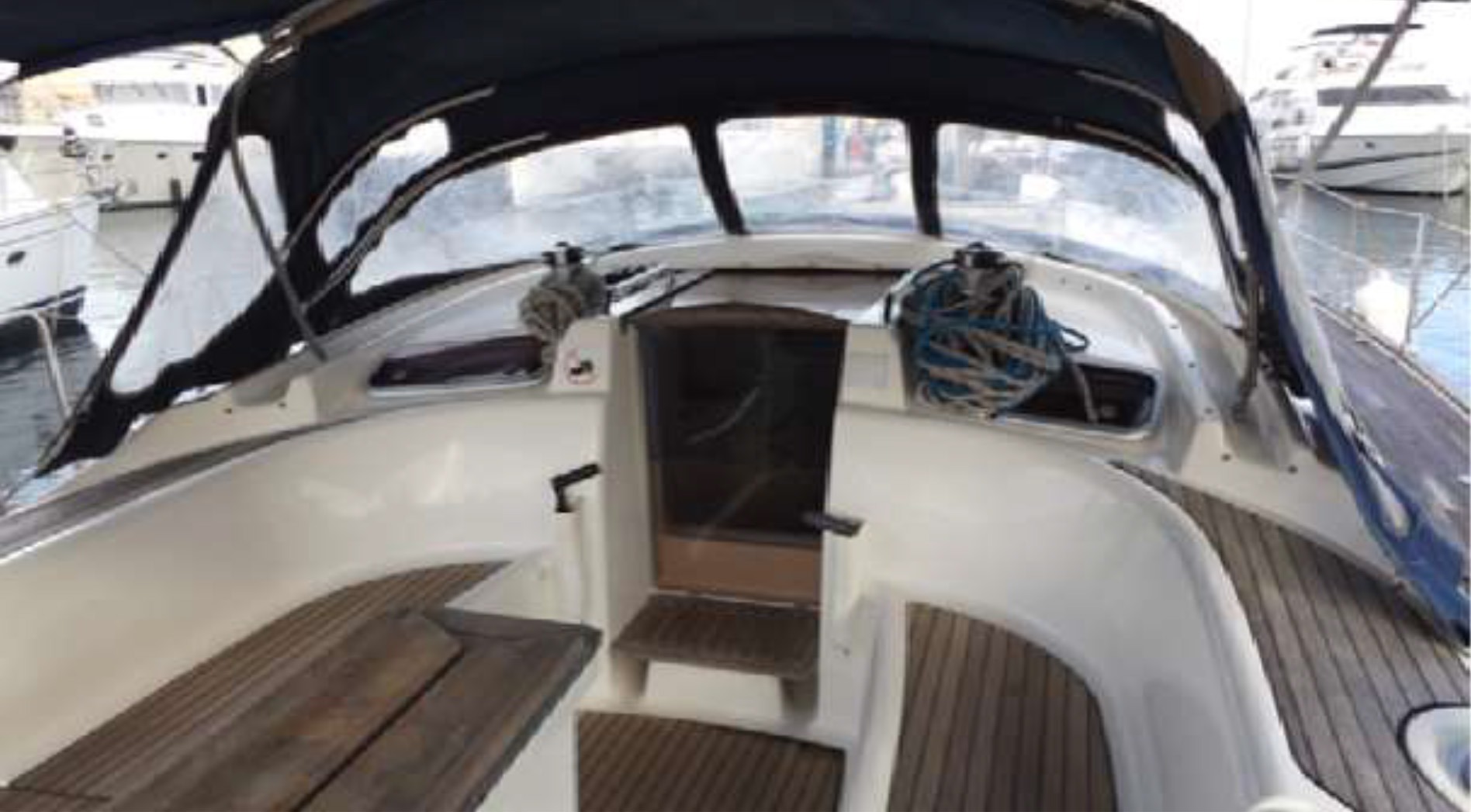 Bavaria 50 Cruiser (5 cab.) — photo 17