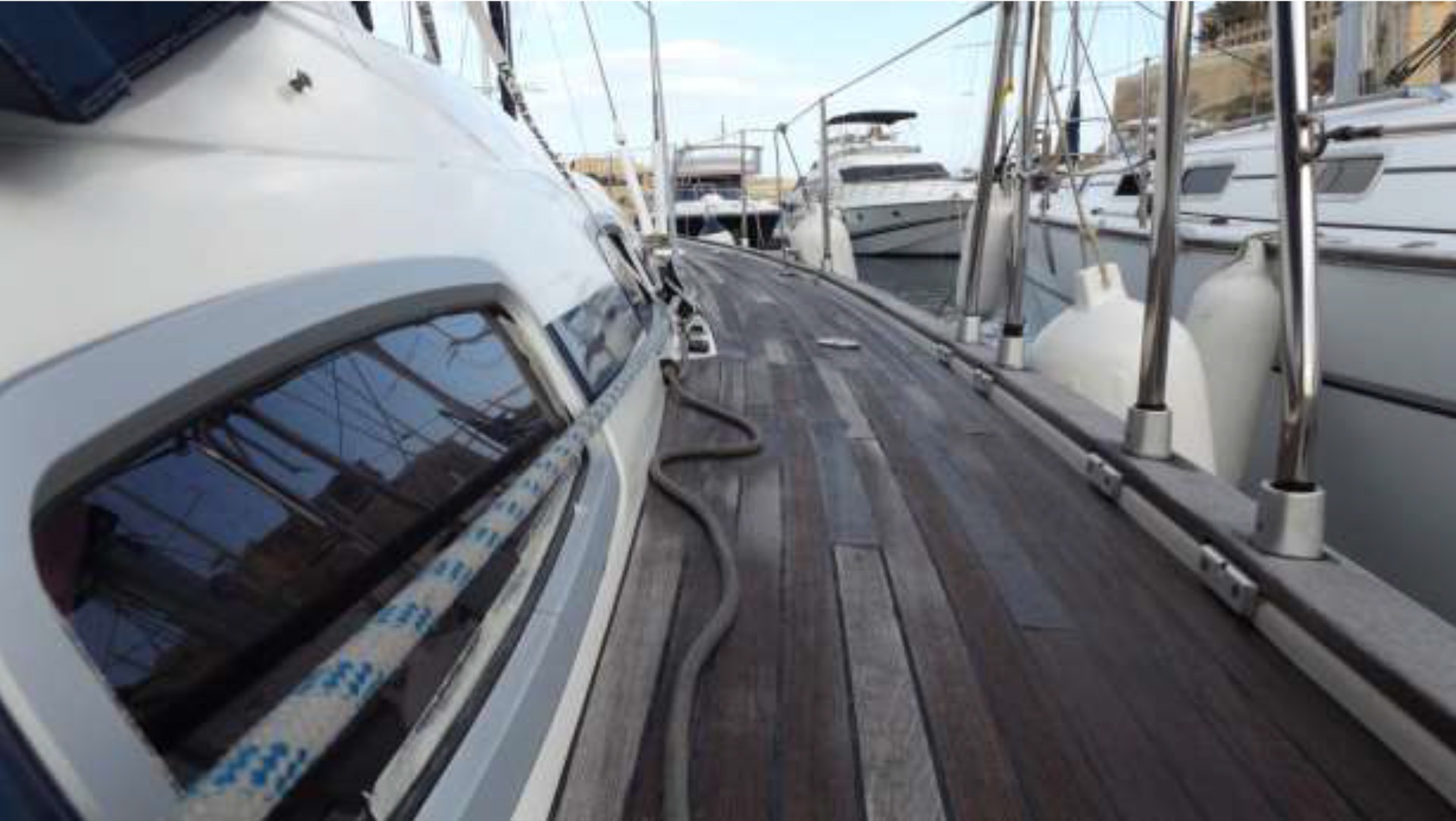 Bavaria 50 Cruiser (5 cab.) — photo 12