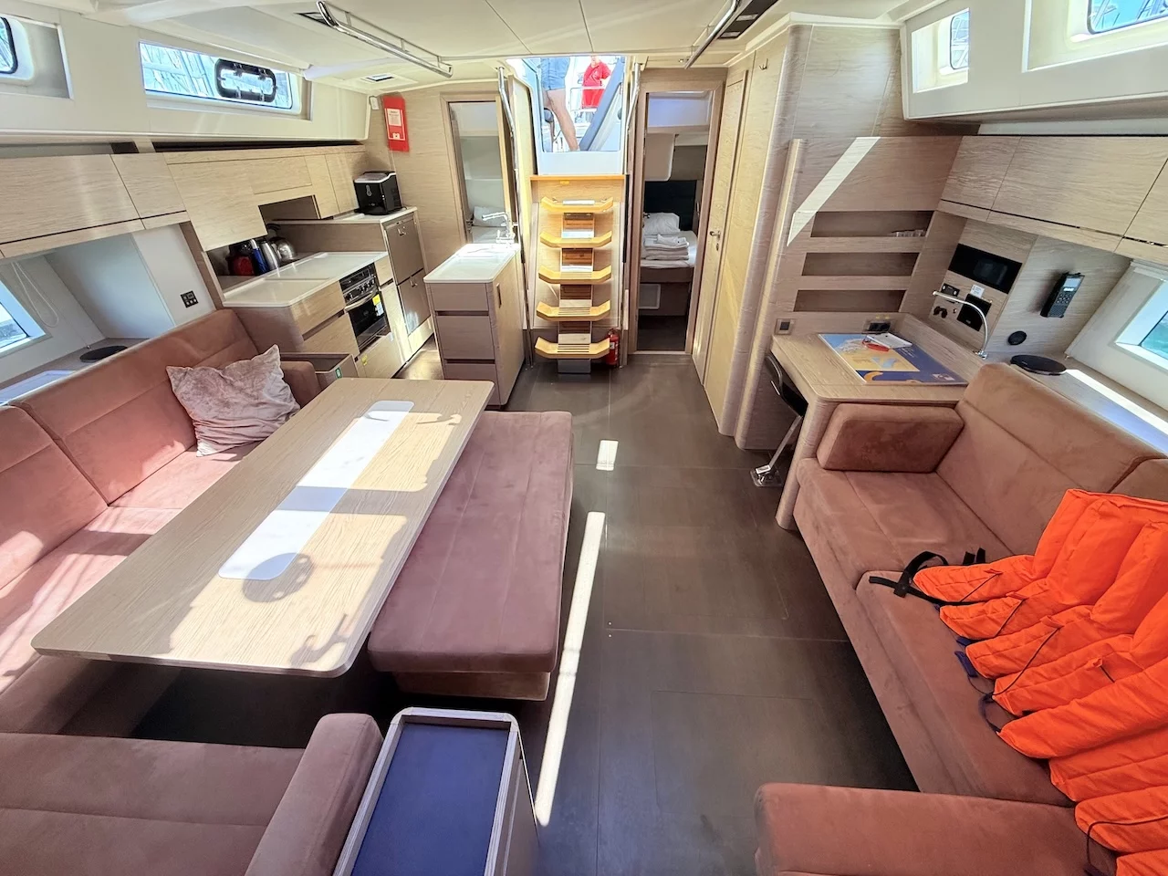 Hanse 548 (Supernova II)  - 22