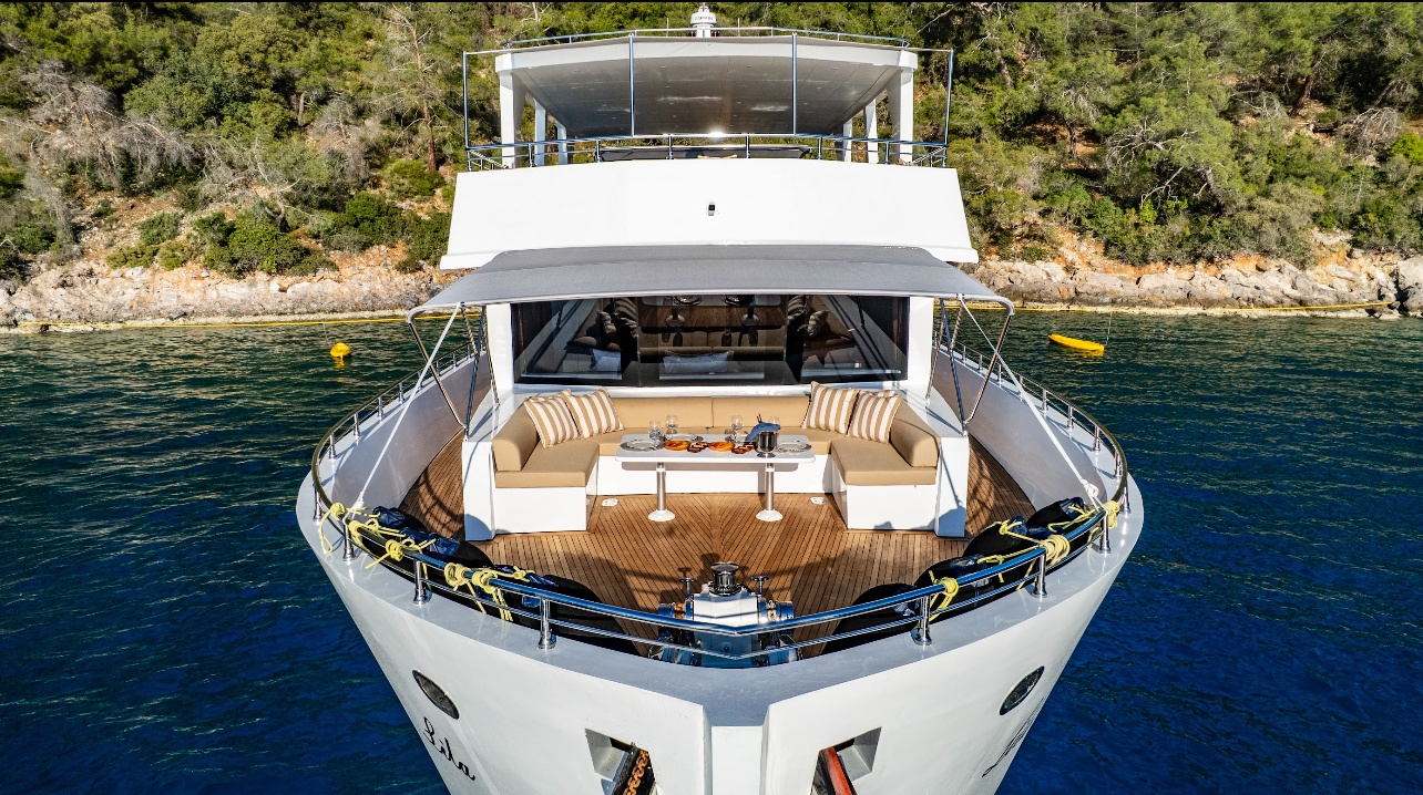Motoryacht Lila Trawler — photo 40