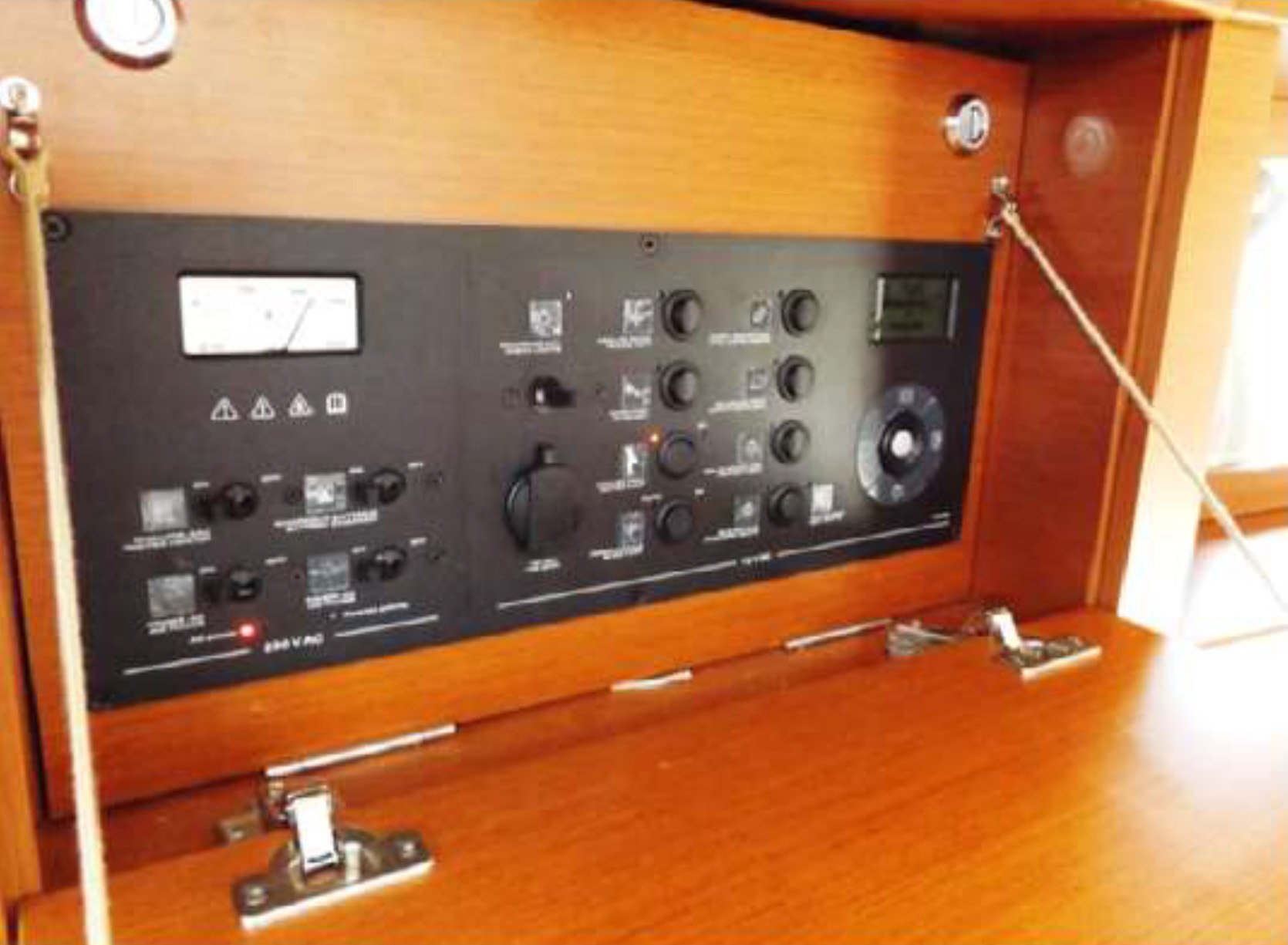 Oceanis 48 (5 cab.) — photo 11