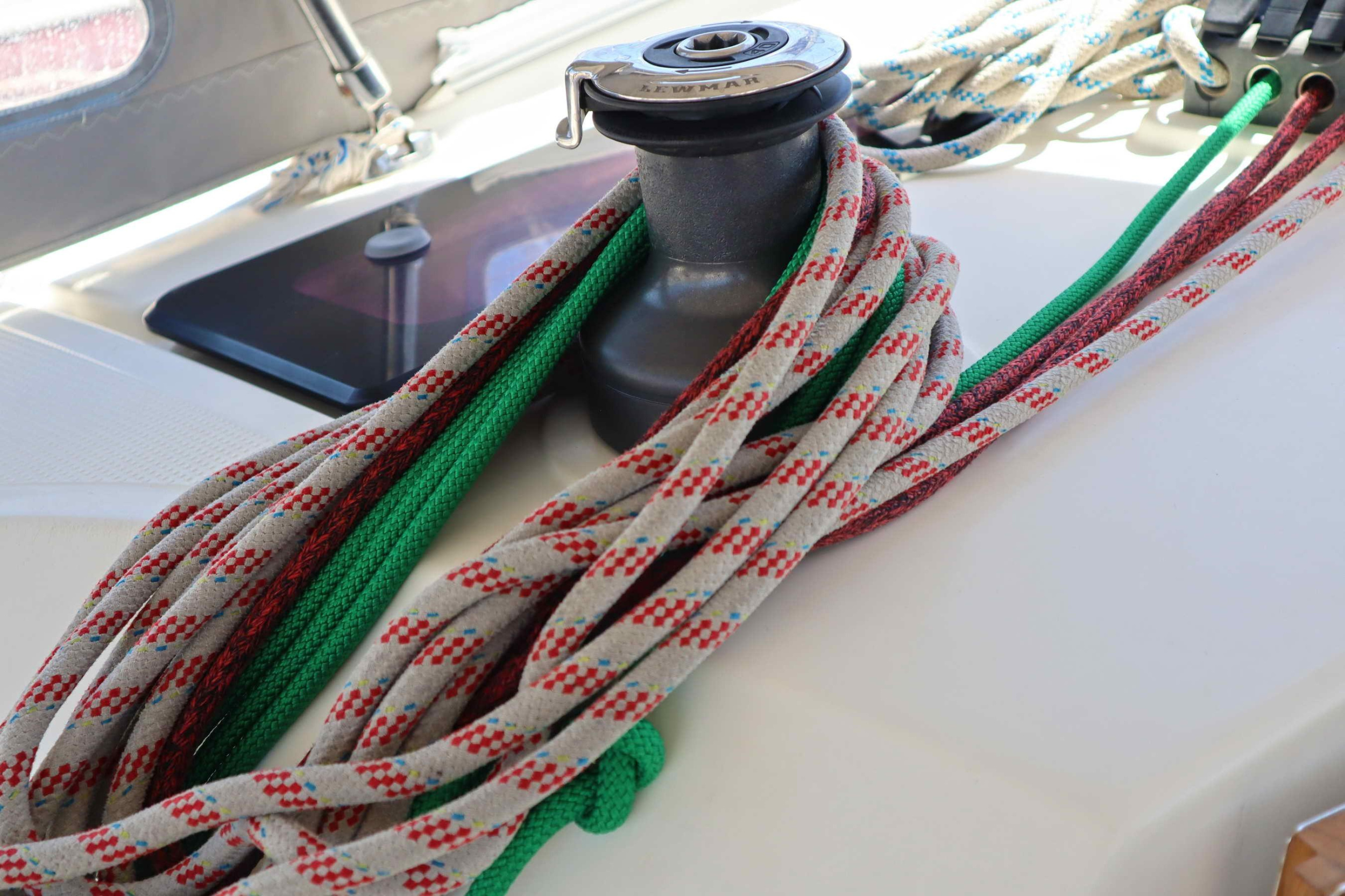 Bavaria Cruiser 40 (3 cab.) — photo 6