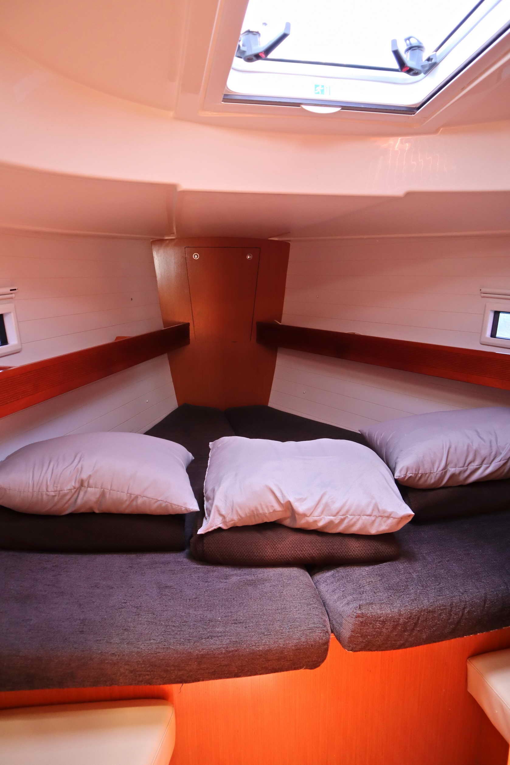 Bavaria Cruiser 40 (3 cab.) — photo 28