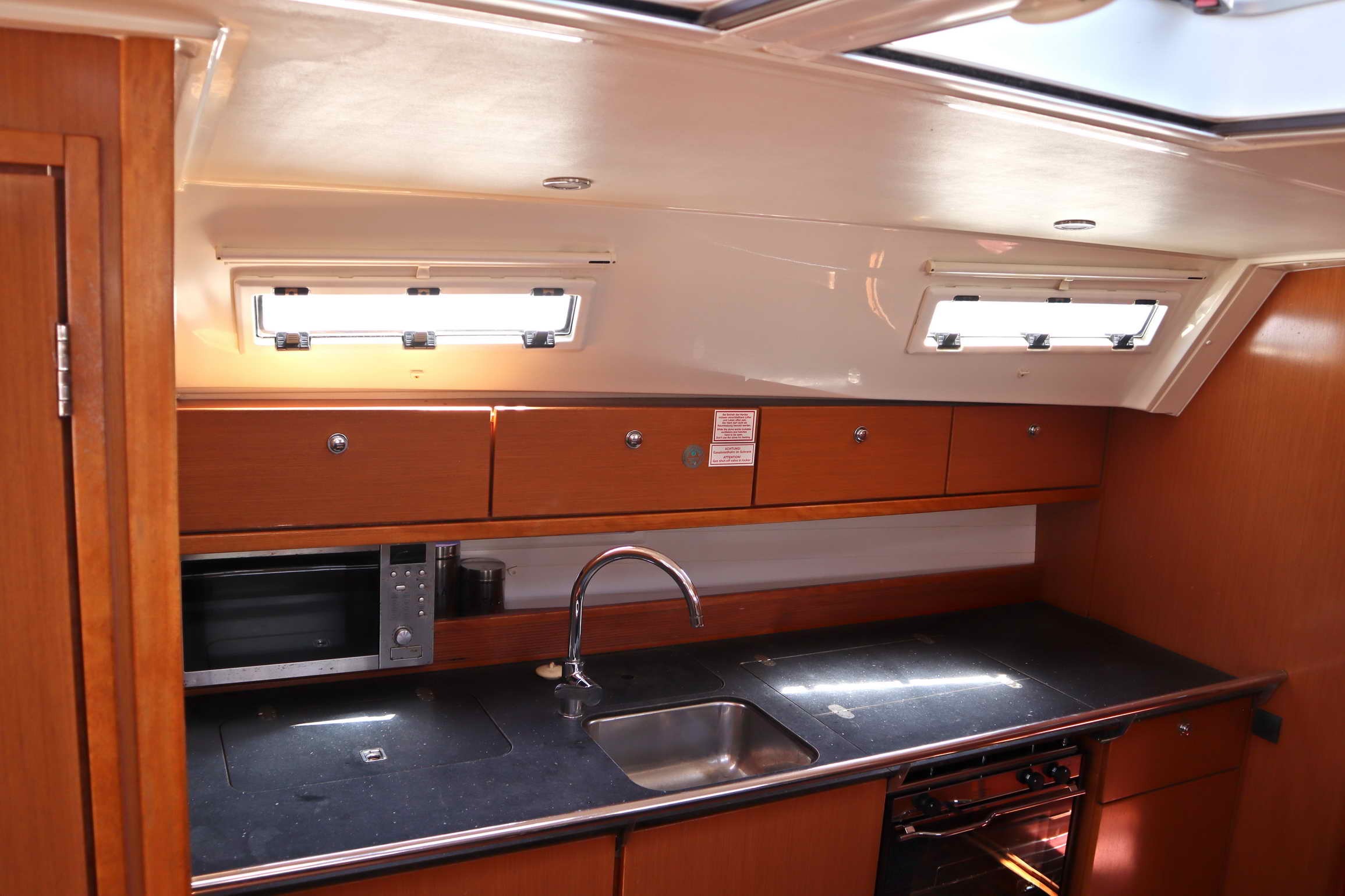 Bavaria Cruiser 40 (3 cab.) — photo 4