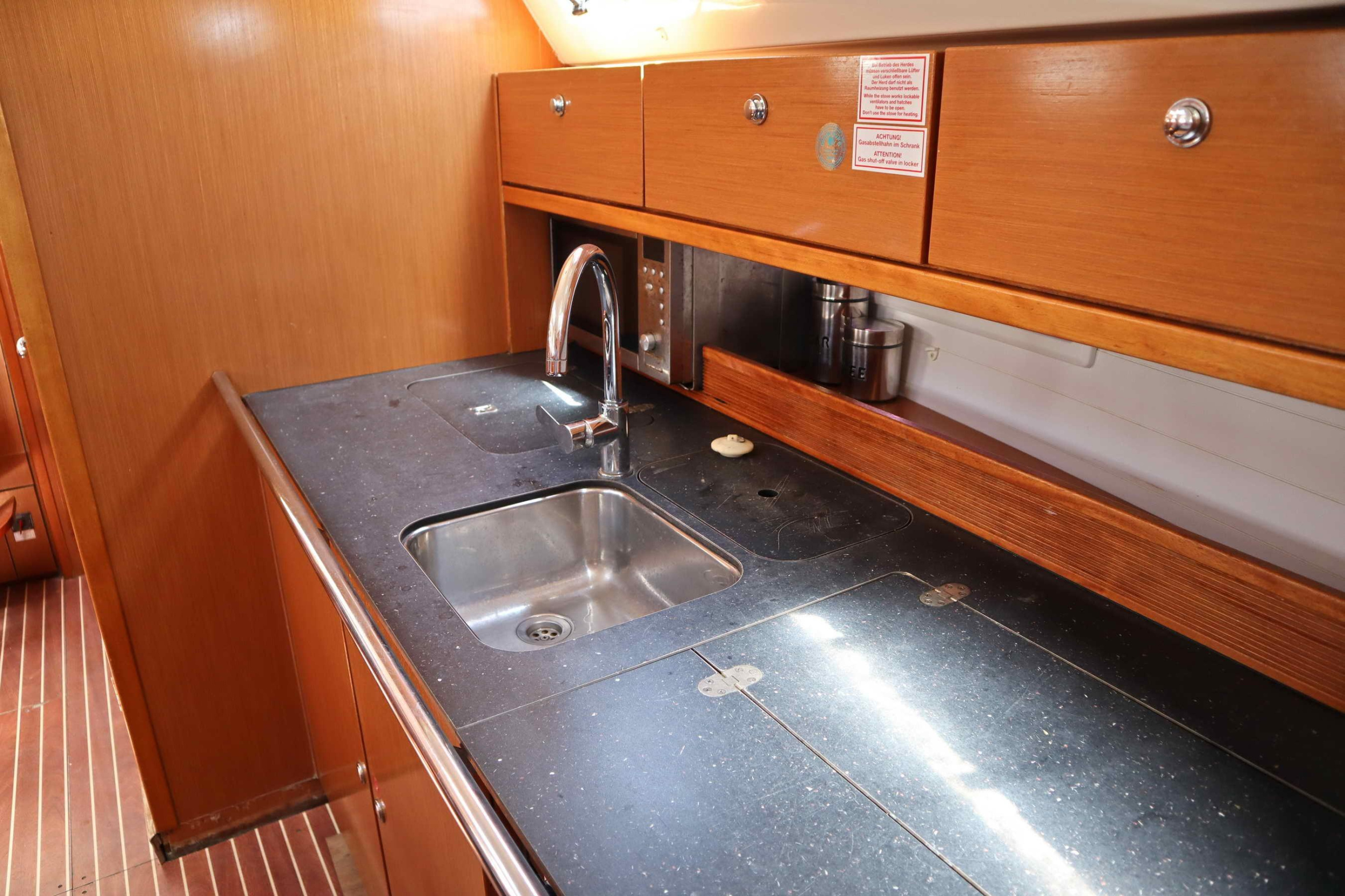 Bavaria Cruiser 40 (3 cab.) — photo 38