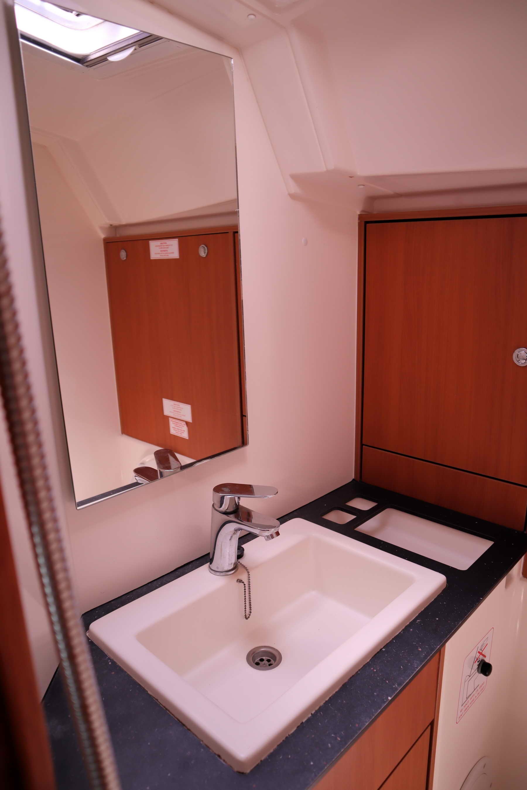 Bavaria Cruiser 40 (3 cab.) — photo 26