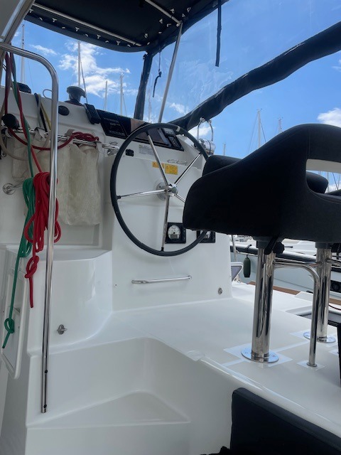 Lagoon 40 (4 cab.) — photo 39