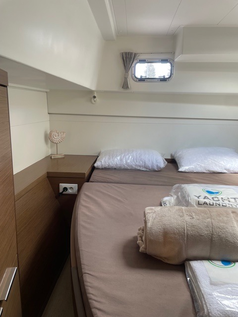 Lagoon 40 (4 cab.) — photo 26