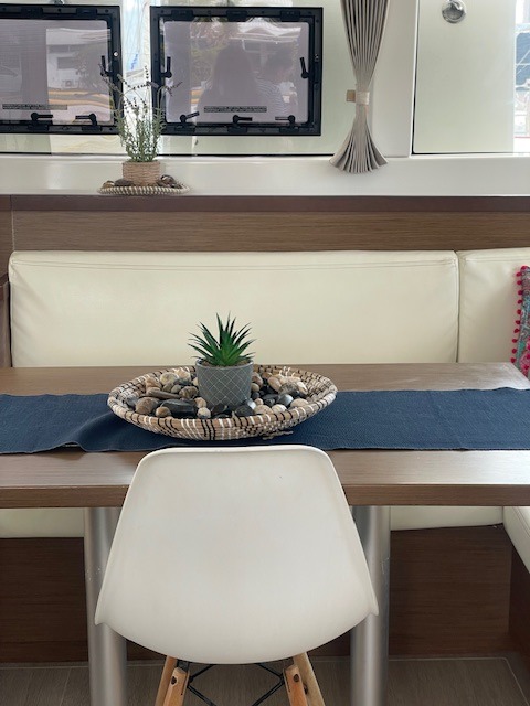 Lagoon 40 (4 cab.) — photo 36