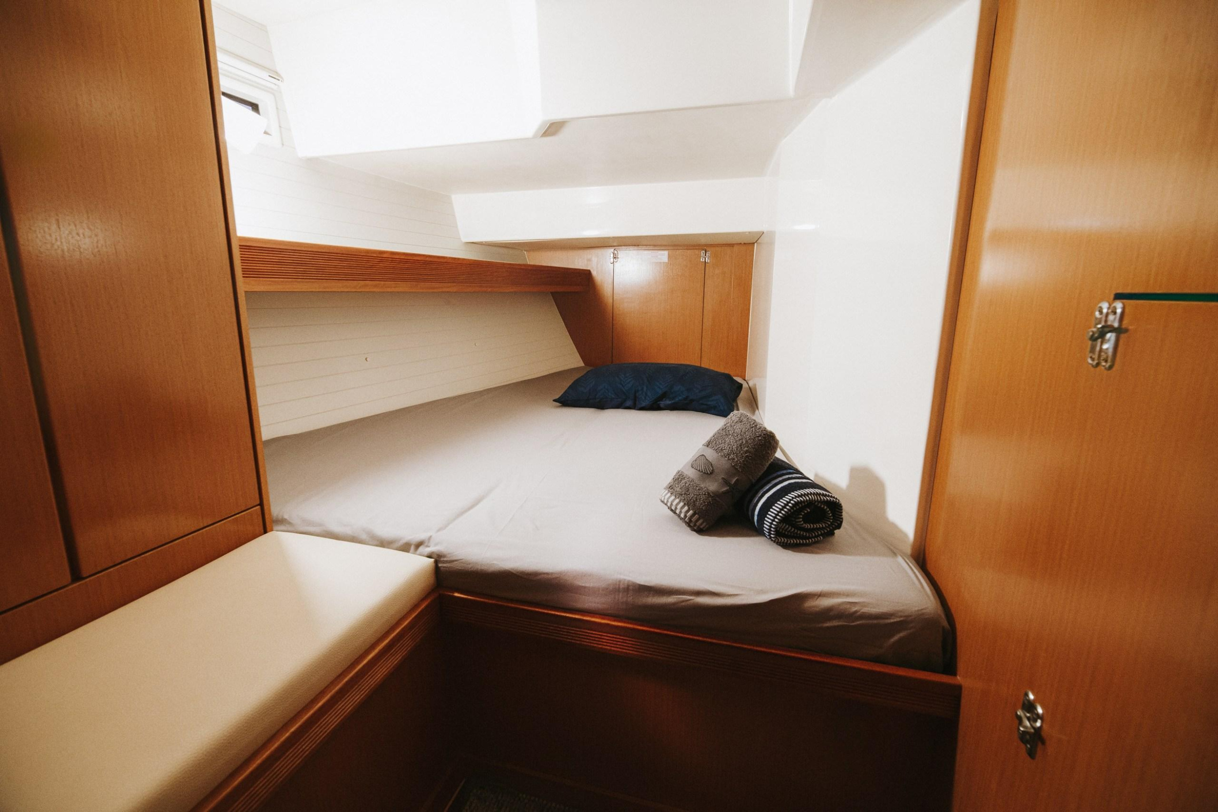Bavaria 55 Cruiser — photo 14