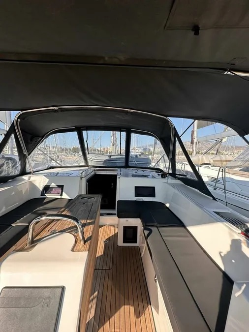 Bavaria C45 (3 cab.) — photo 17