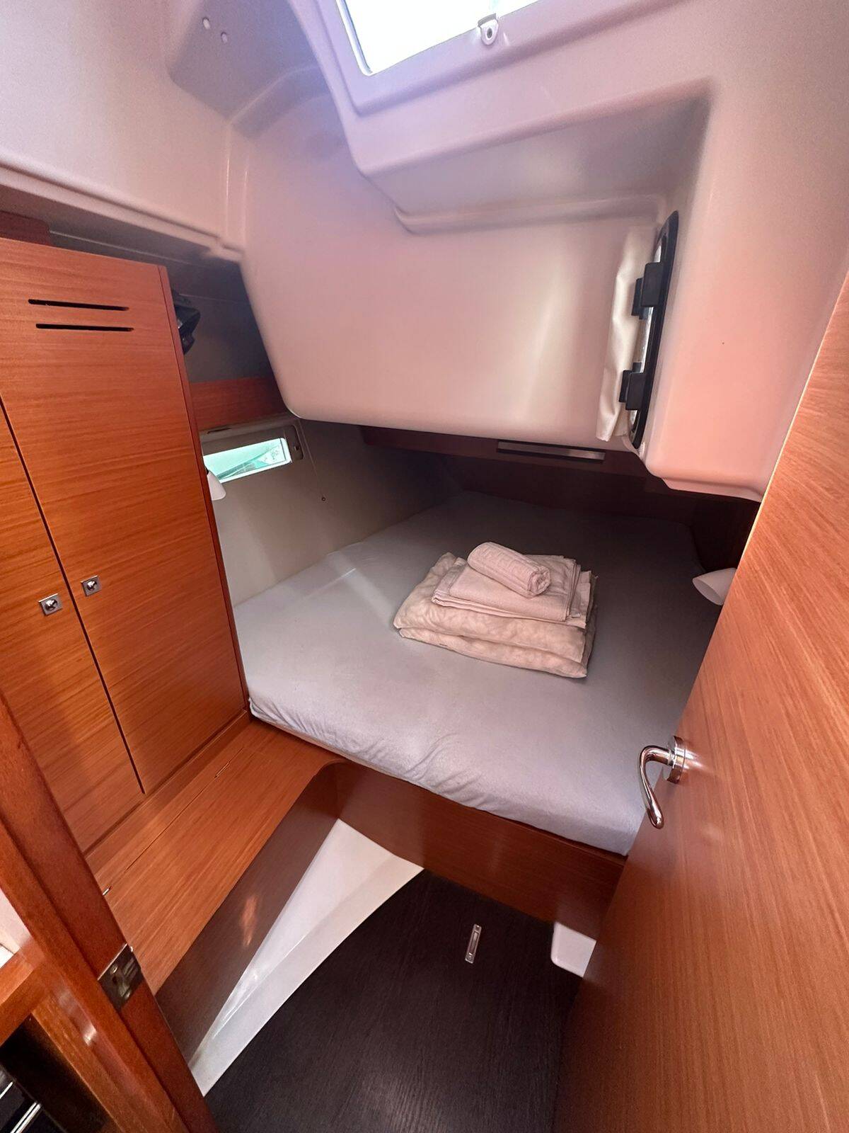 Dufour 390 (3 cab.) — photo 4