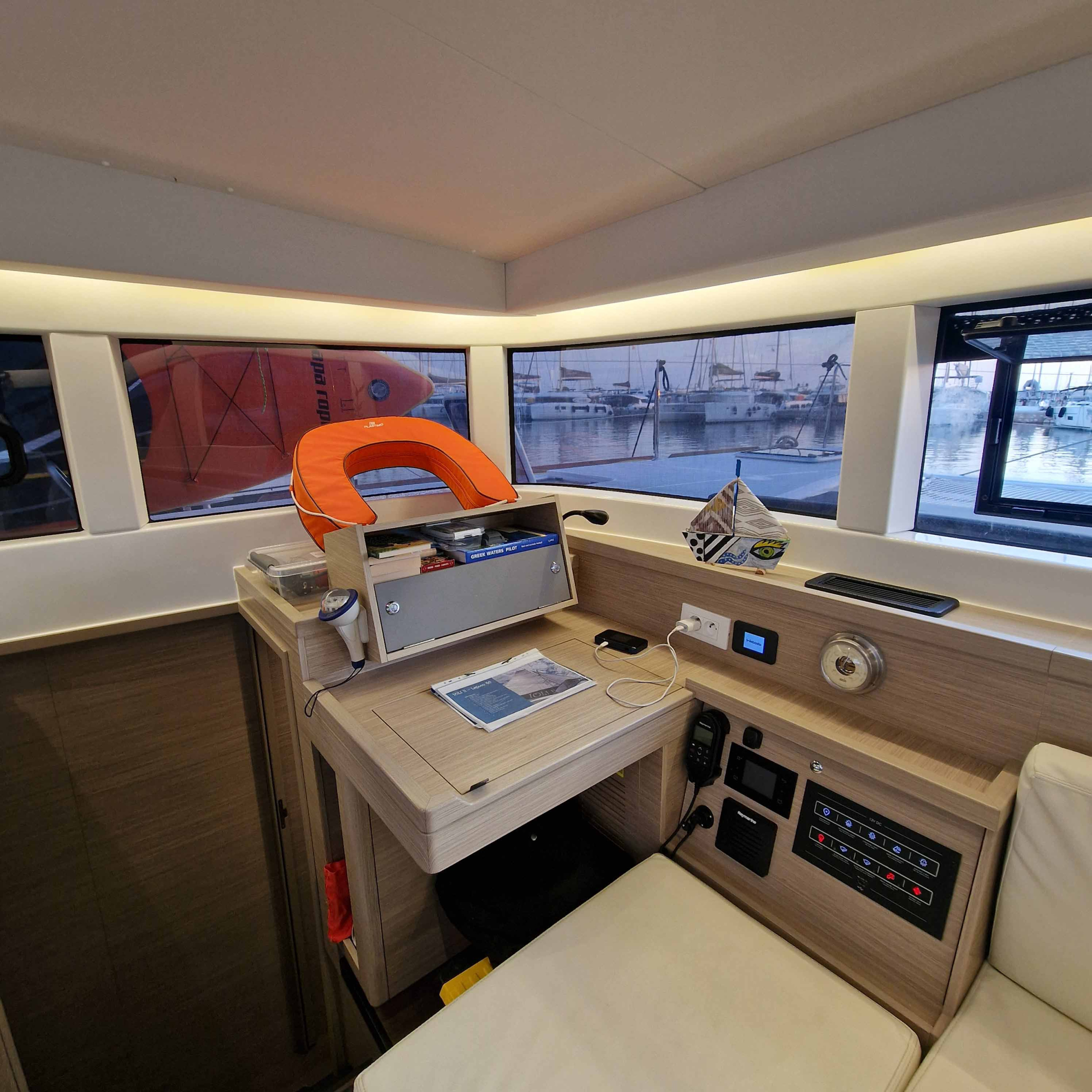 Lagoon 40 (4 cab.) — photo 14