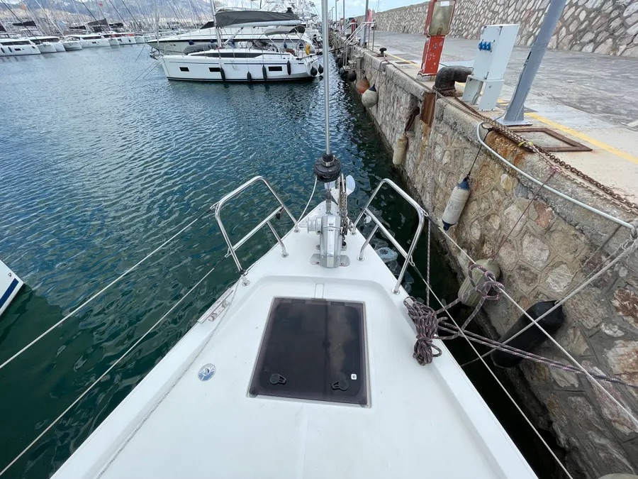 Bavaria C45 Holiday (5 cab.) — photo 15
