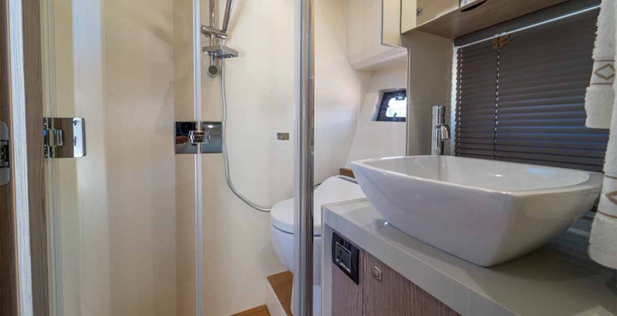 Sessa Marine F42 — photo 7