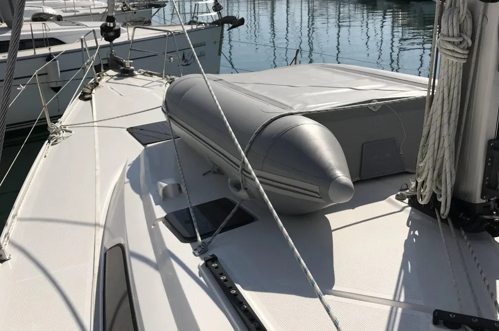 Bavaria Cruiser 51 (5 cab.) — photo 12