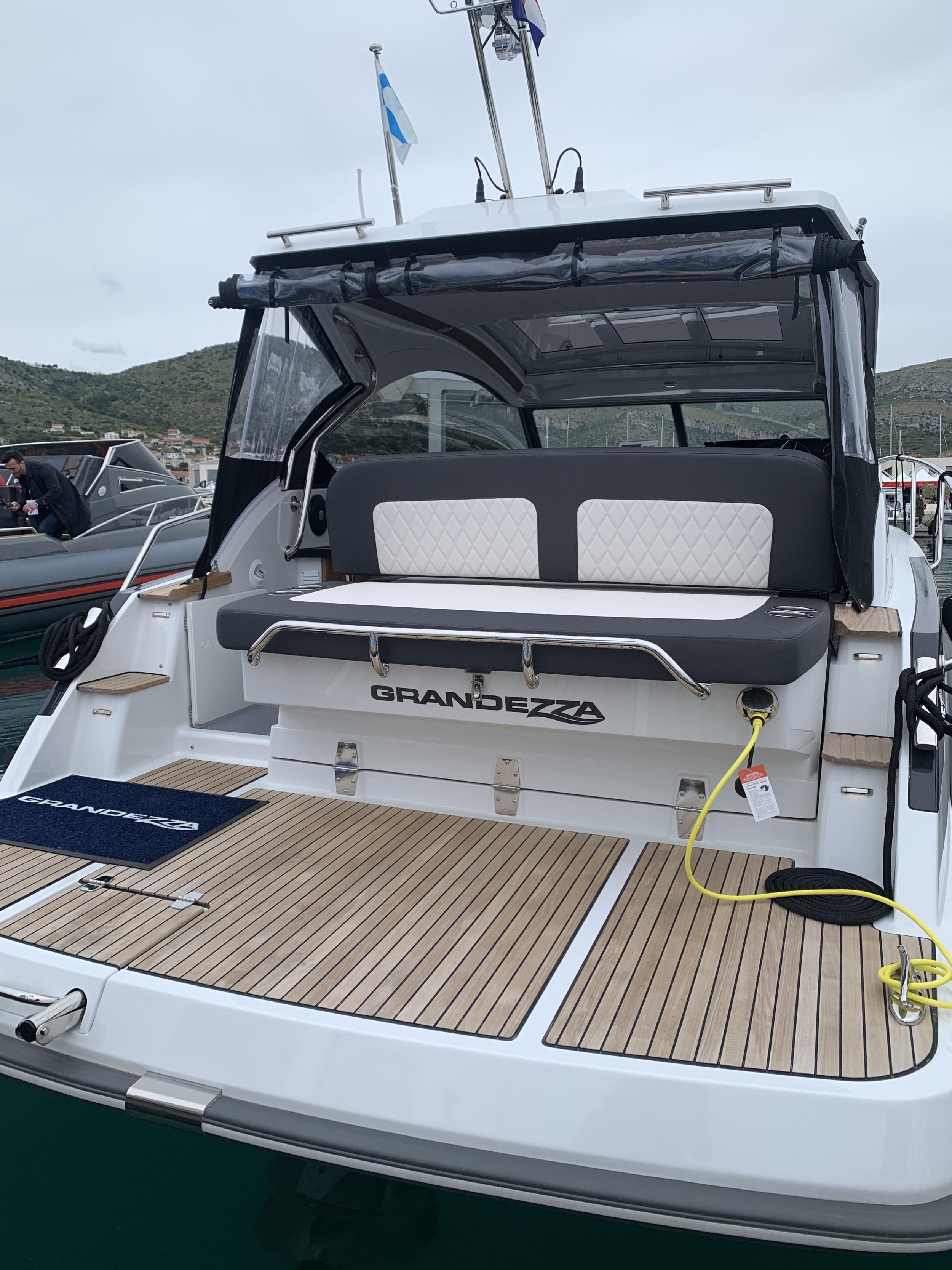 Photo #23 - Grandezza 28 OC (J&LO) in Trogir - 21921