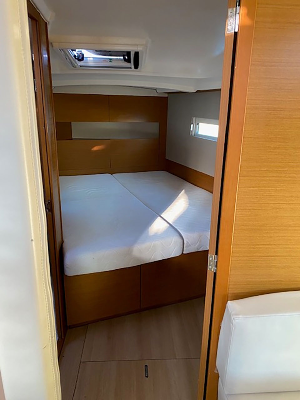 Sun Odyssey 410 (3 cab.) — photo 7