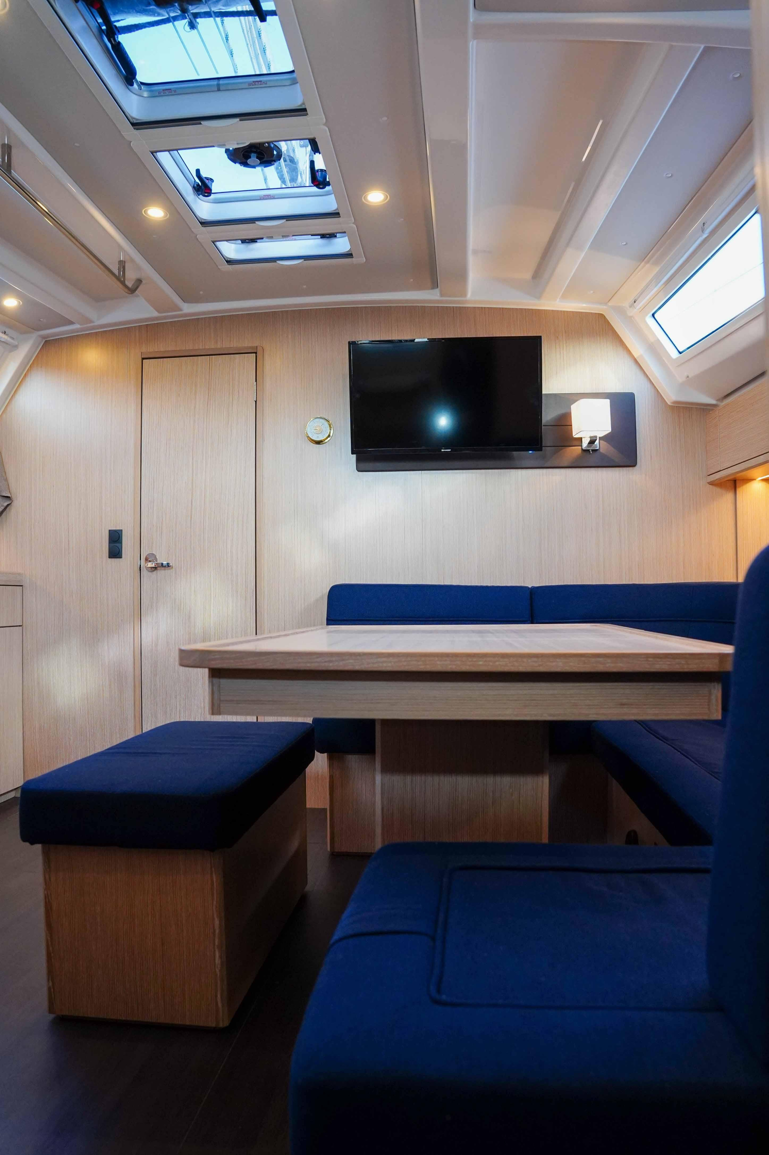 Bavaria Cruiser 46 (4 cab.) — photo 7