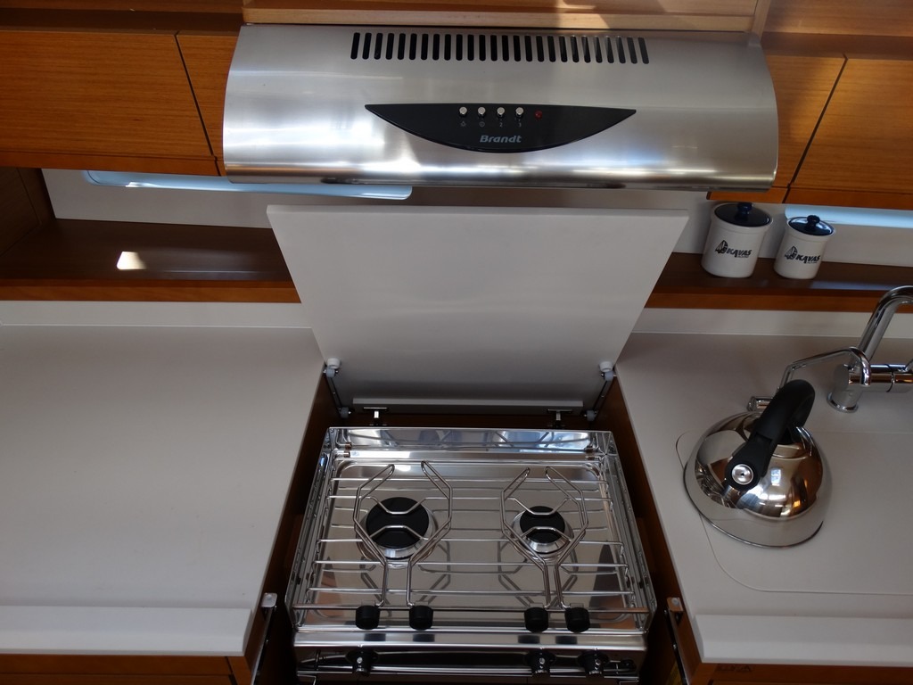 Jeanneau 54 (6 cab.) — photo 10
