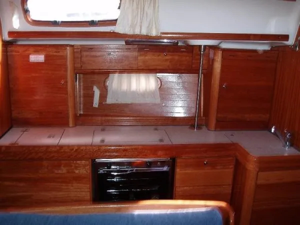 Bavaria 39 Cruiser (3 cab.) — photo 9