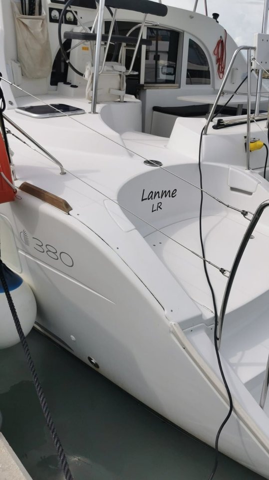 Lagoon 380 (4 cab.) — photo 6