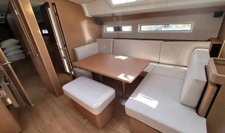 Sun Odyssey 490 — photo 6