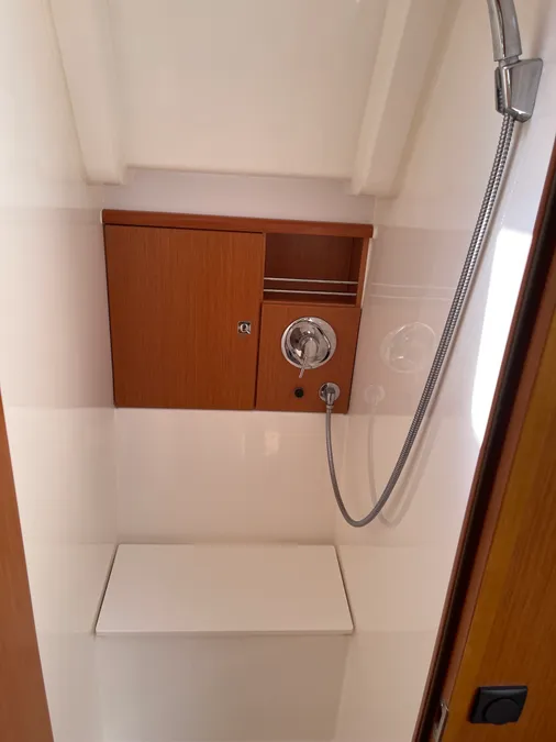 Bavaria Cruiser 51 (5 cab.) — photo 4
