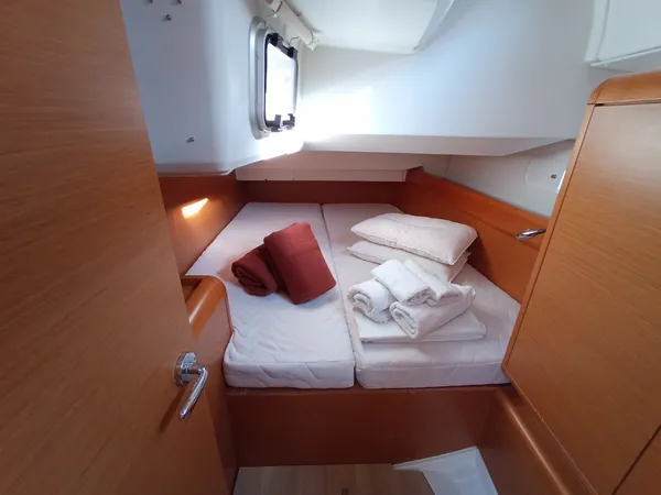 Sun Odyssey 439 (4 cab.) — photo 7