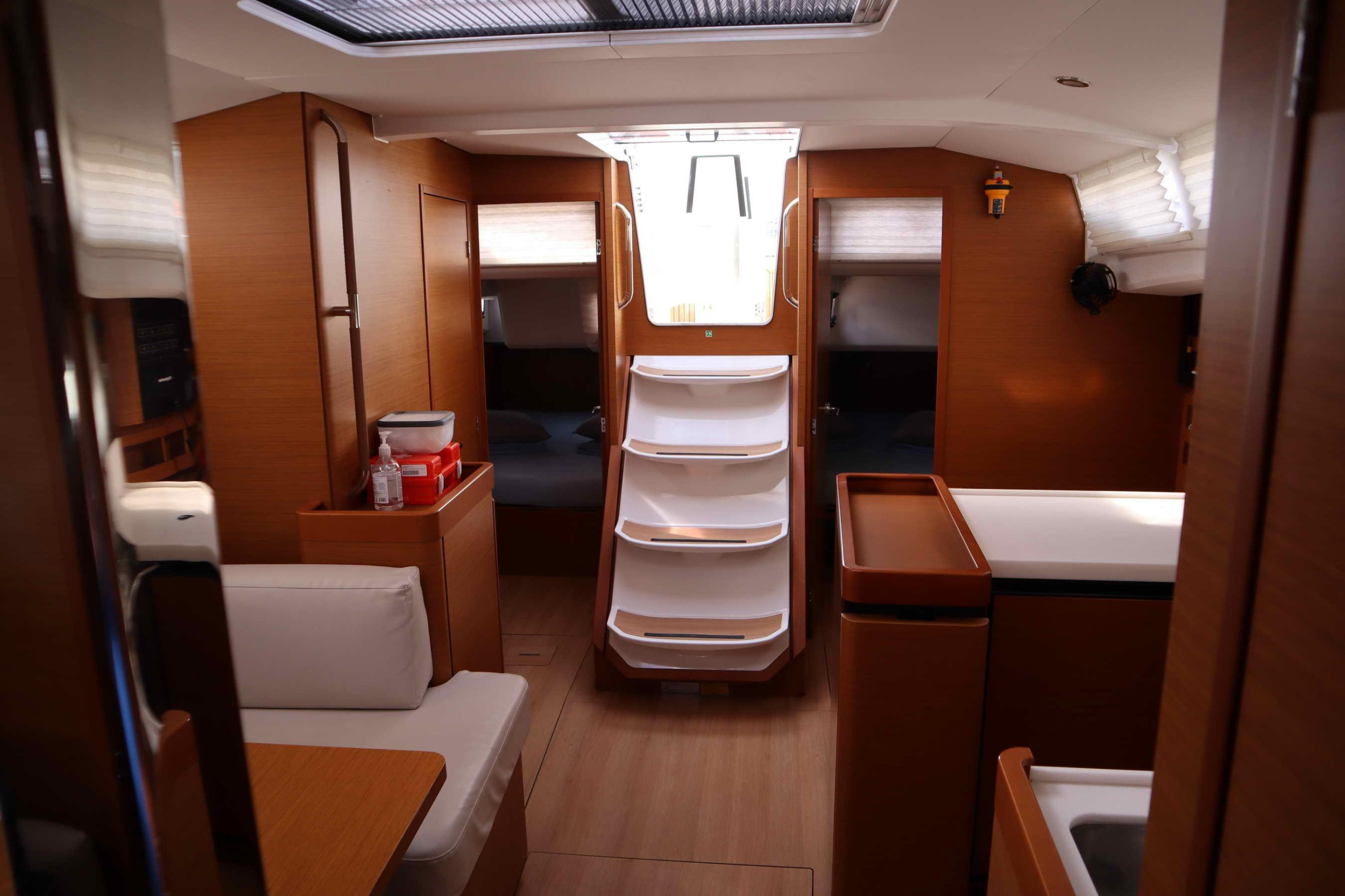 Sun Odyssey 440 (4 cab.) — photo 7