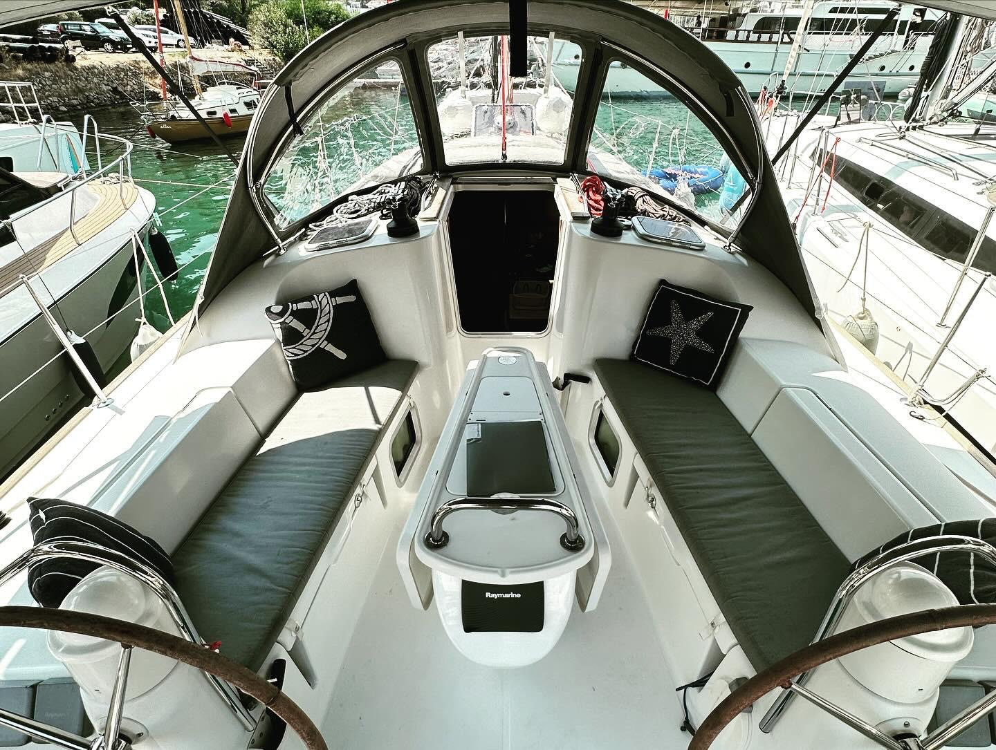 Sun Odyssey 39i — photo 12