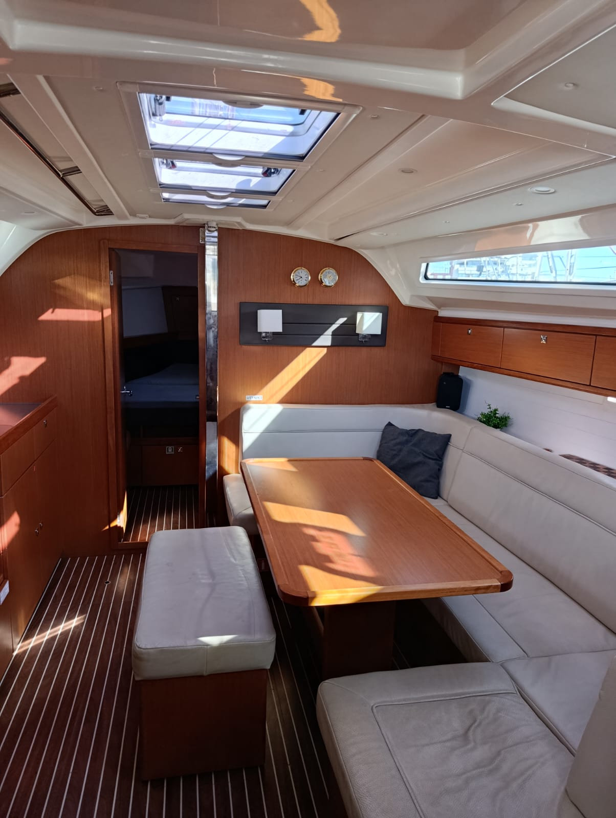 Bavaria 41 Cruiser — photo 28