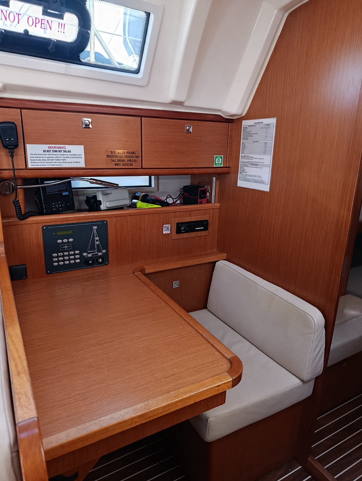 Bavaria 41 Cruiser — photo 37