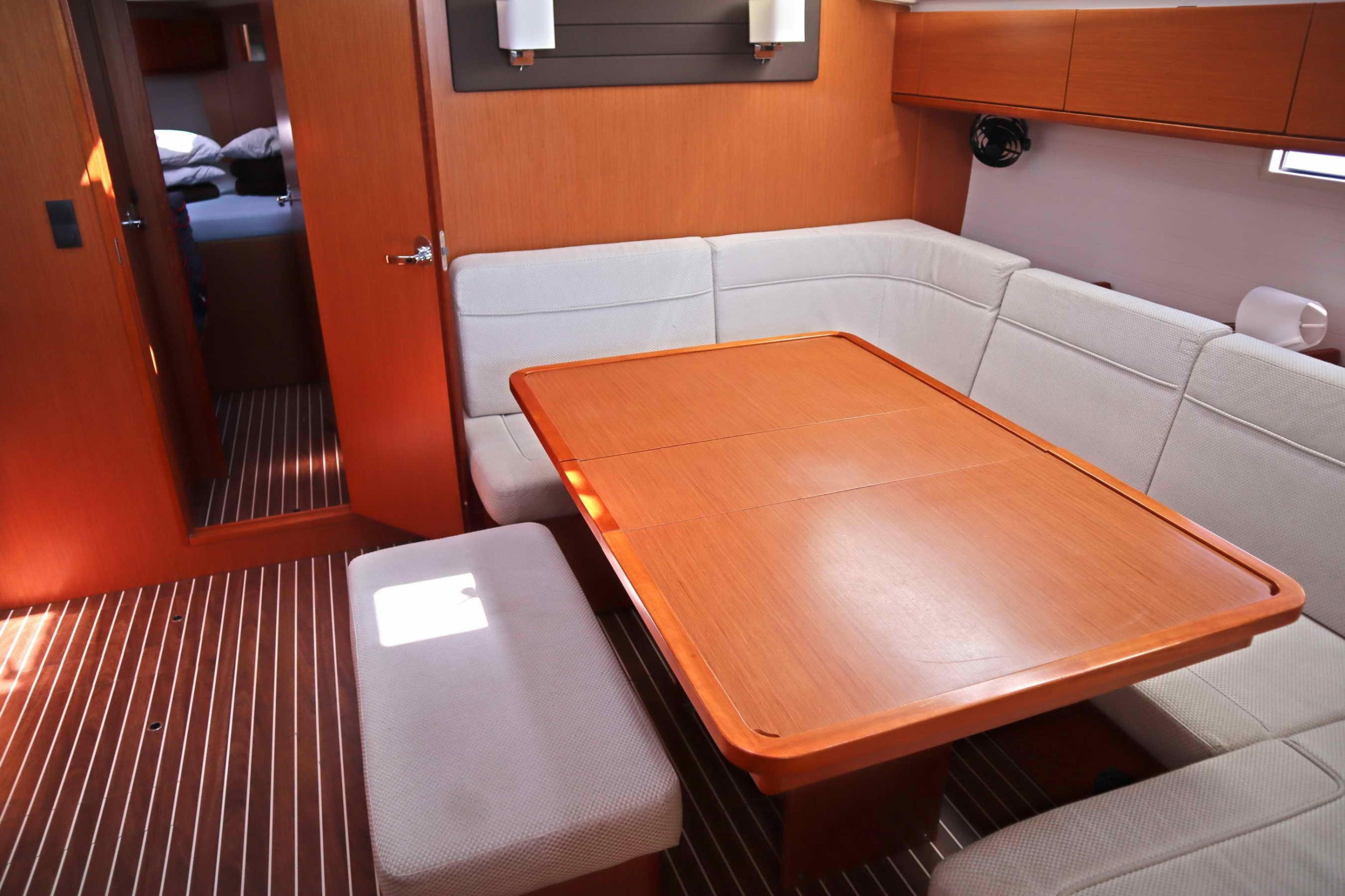 Bavaria Cruiser 46 (4 cab.) — photo 5