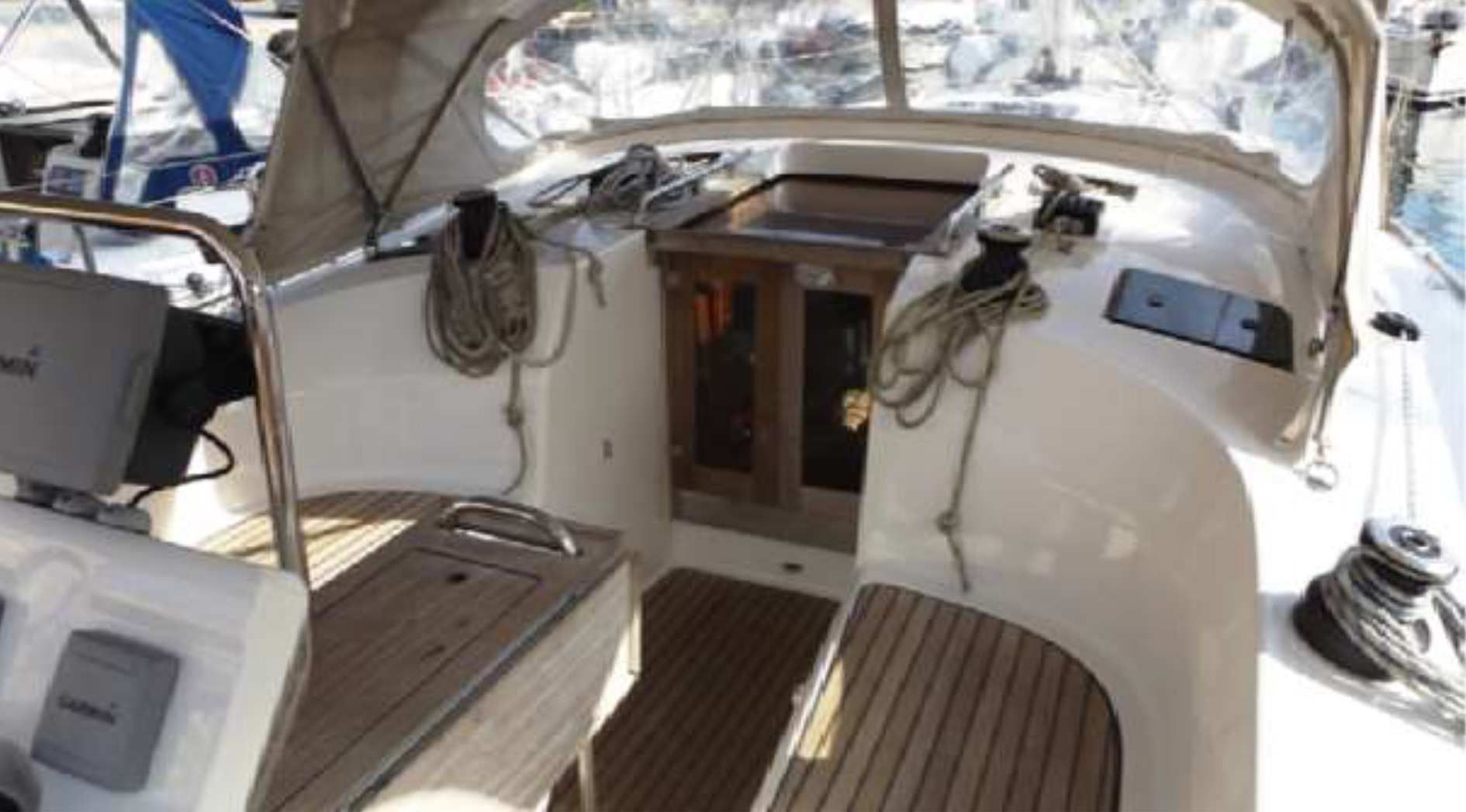 Bavaria Cruiser 36 (3 cab.) — photo 10