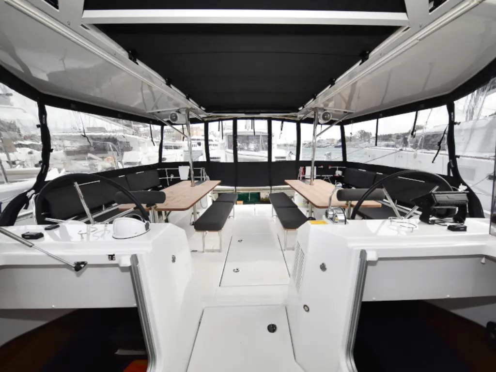 Sun Loft 47 (7 cab.) — photo 3