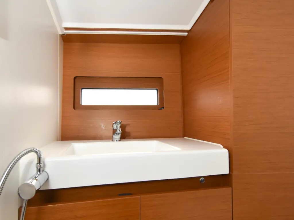 Sun Loft 47 (7 cab.) — photo 11