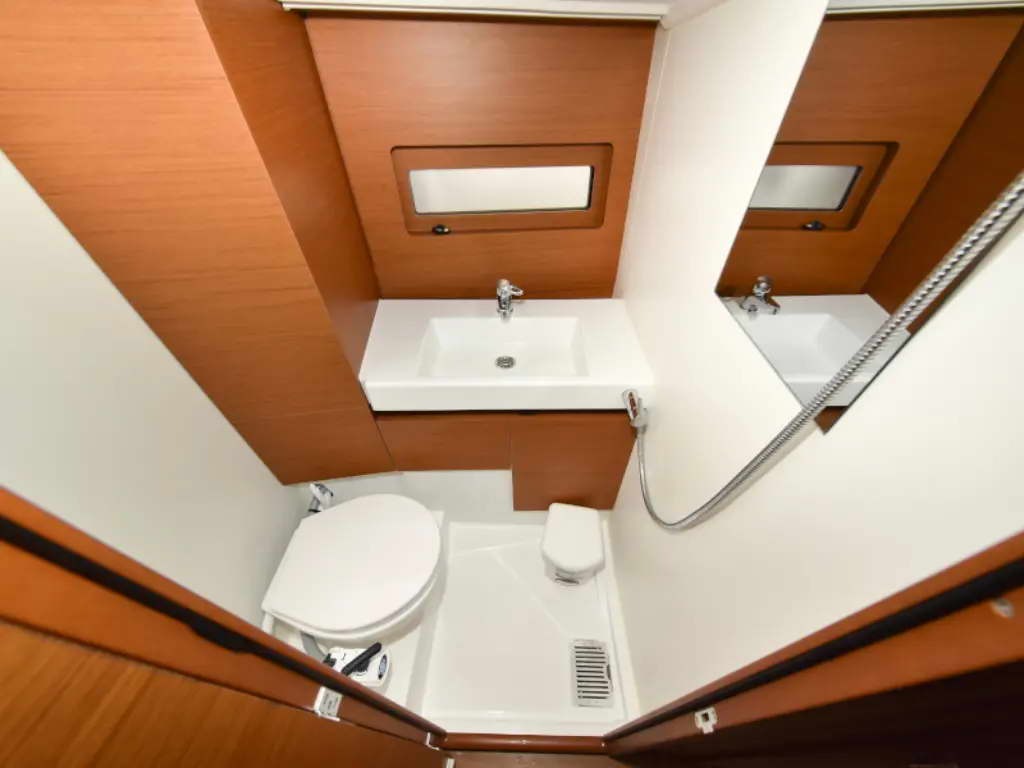 Sun Loft 47 (7 cab.) — photo 2