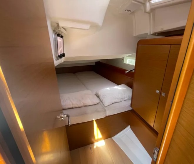 Sun Odyssey 419 (3 cab.) — photo 8