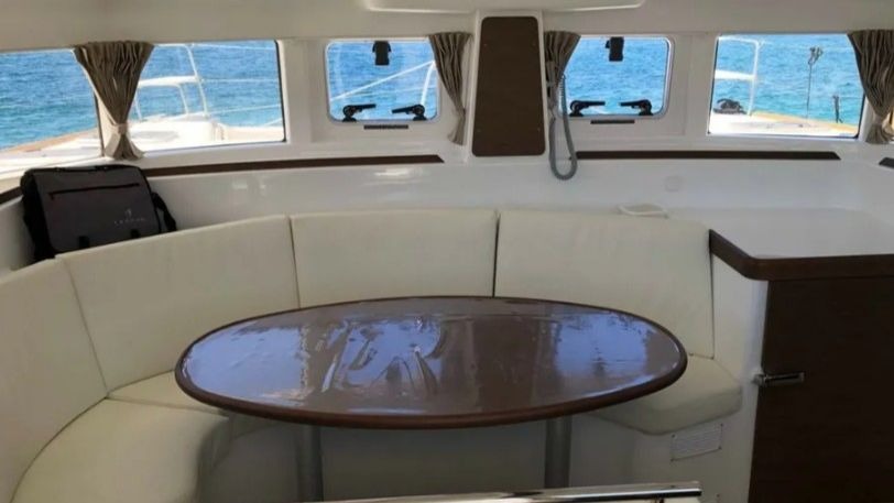 Lagoon 380 (4 cab.) — photo 18