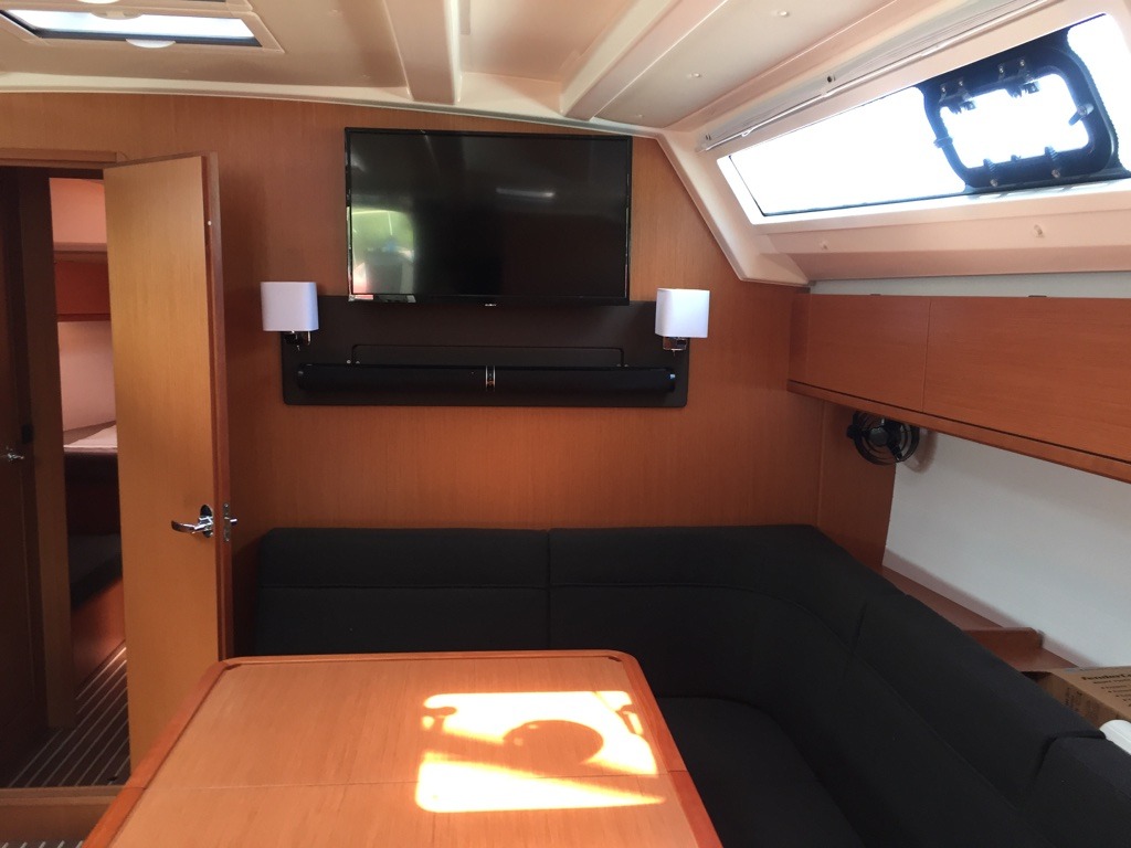 Bavaria Cruiser 46 (4 cab.) — photo 11