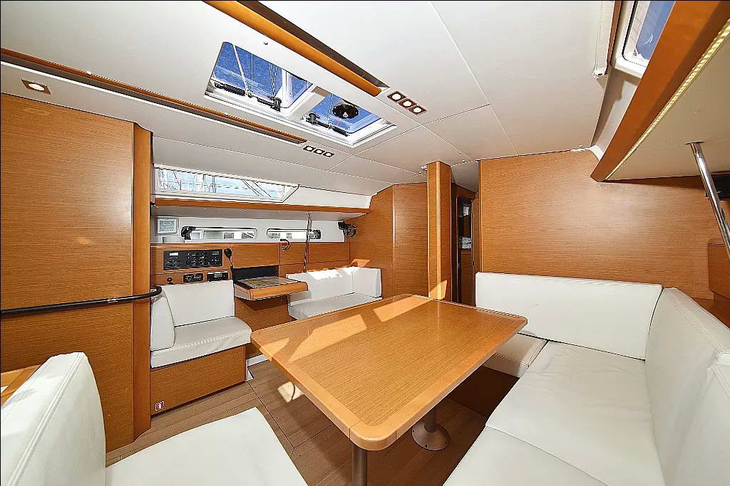 Sun Odyssey 449 (4 cab.) — photo 8