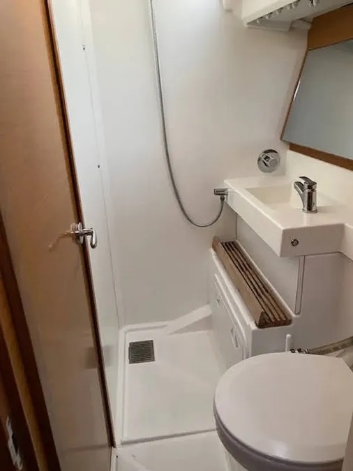 Sun Odyssey 440 (4 cab.) — photo 3
