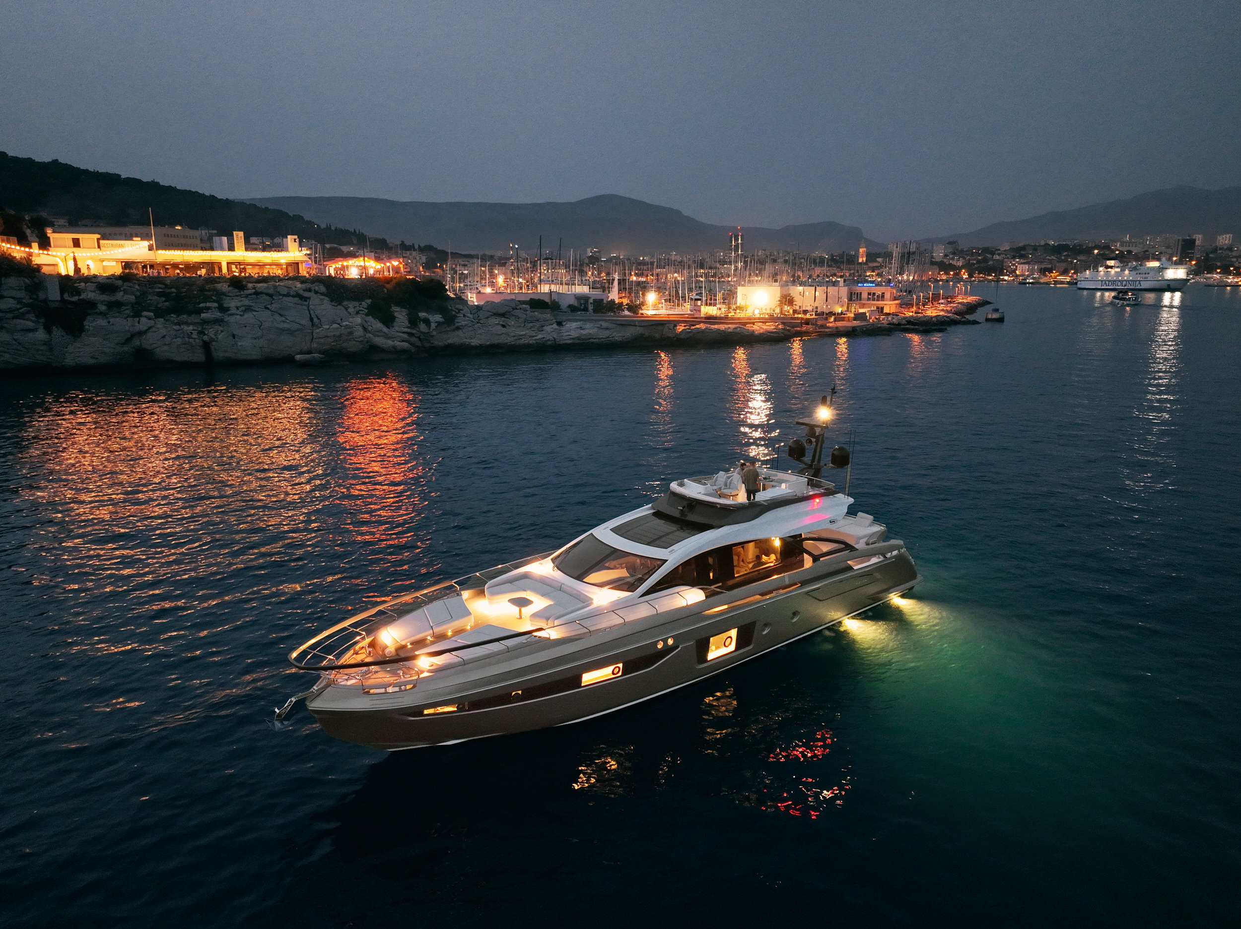 Azimut S8 — photo 20
