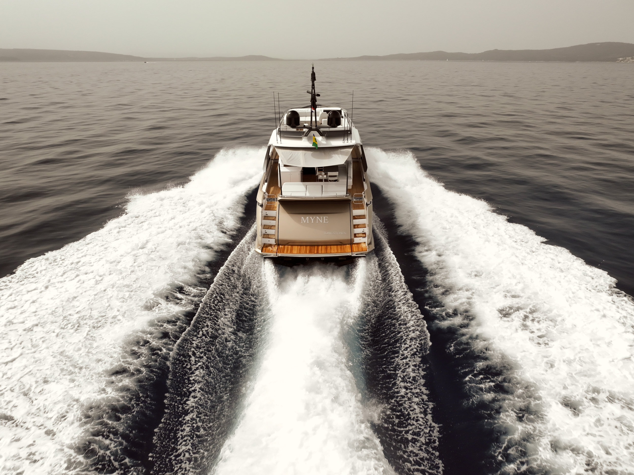 Azimut S8 — photo 23
