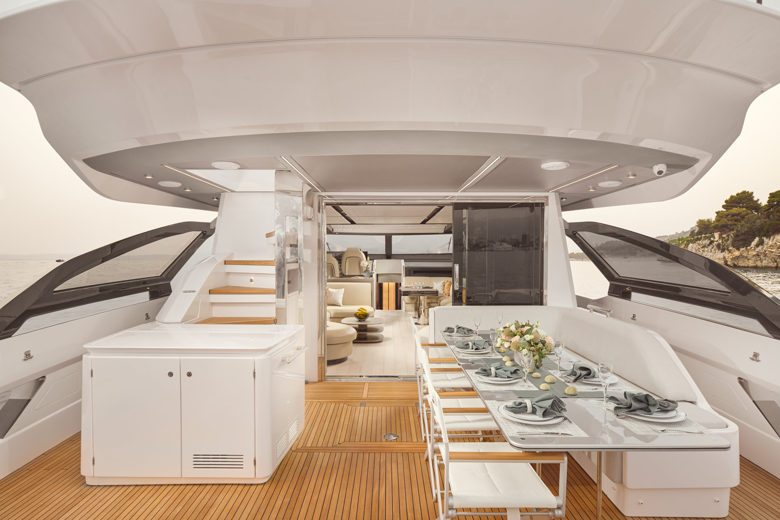Azimut S8 — photo 3