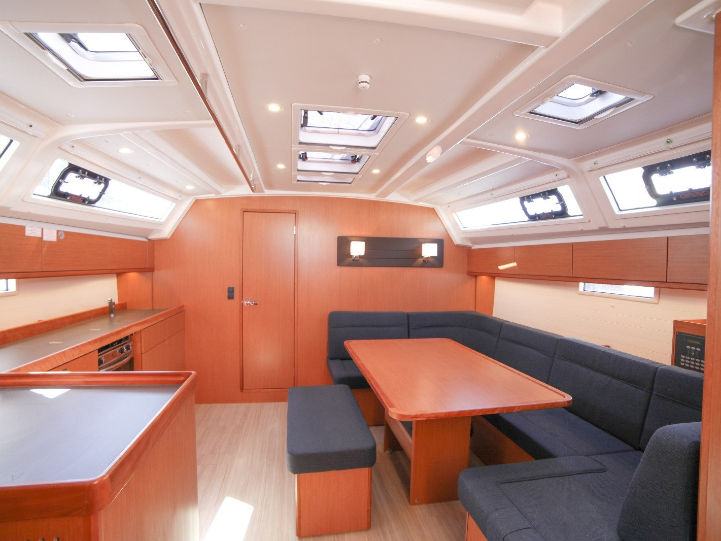 Bavaria Cruiser 46 — photo 3