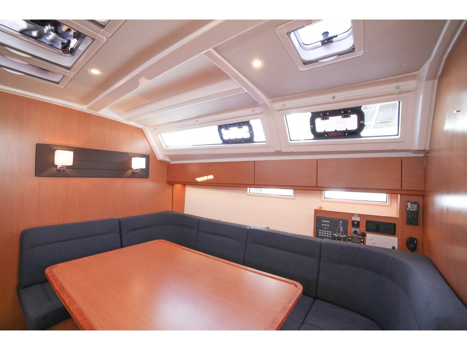 Bavaria Cruiser 46 — photo 2